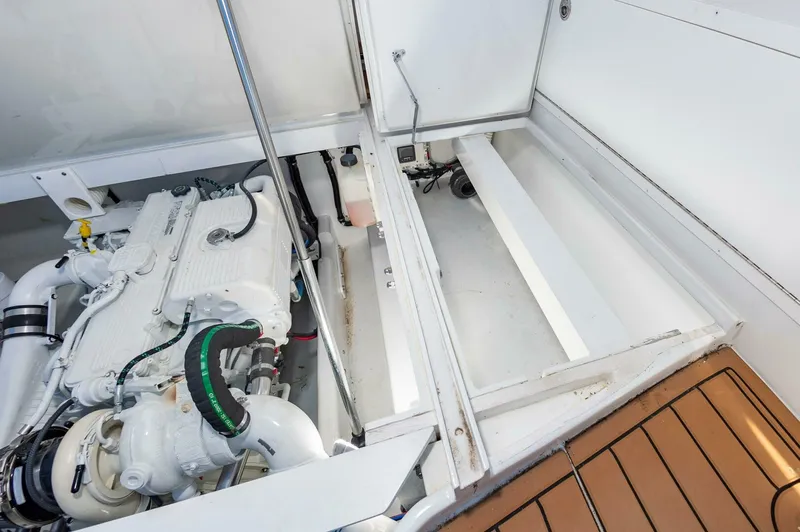 Slide: The Image of Custom Chesapeake Bay Built Custom 33' 2024 - 4800790