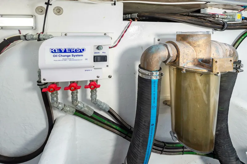 Slide: The Image of Custom Chesapeake Bay Built Custom 33' 2024 - 4800791