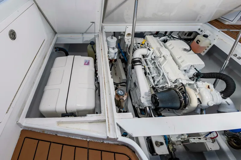 Slide: The Image of Custom Chesapeake Bay Built Custom 33' 2024 - 4800794