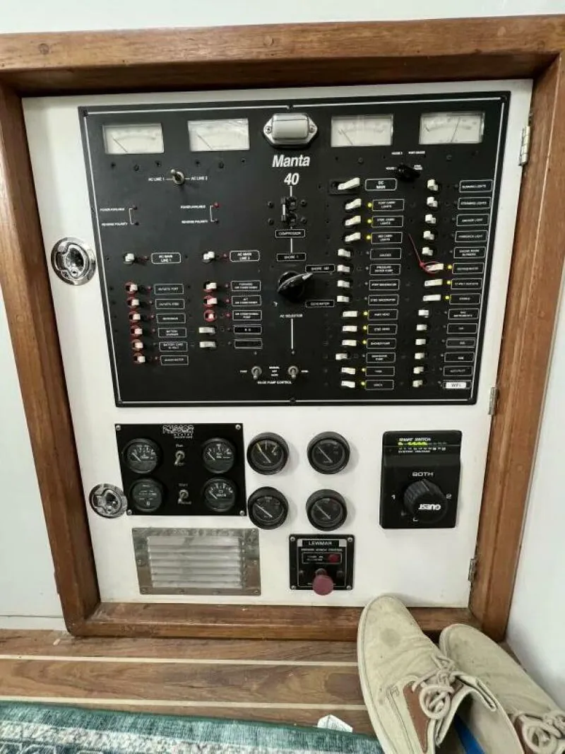 Slide: The Image of Manta 40 1997 - 5076281