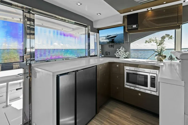 Slide: The Image of 2018 Cruisers Yachts 45 Cantius - Perfect Match - Galley - 4801647