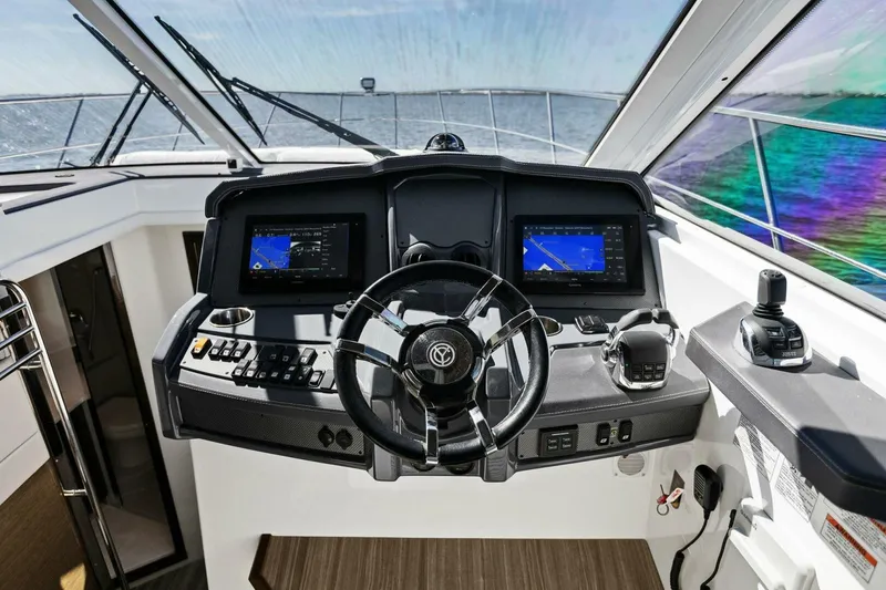 Slide: The Image of 2018 Cruisers Yachts 45 Cantius - Perfect Match - Helm - 4801640