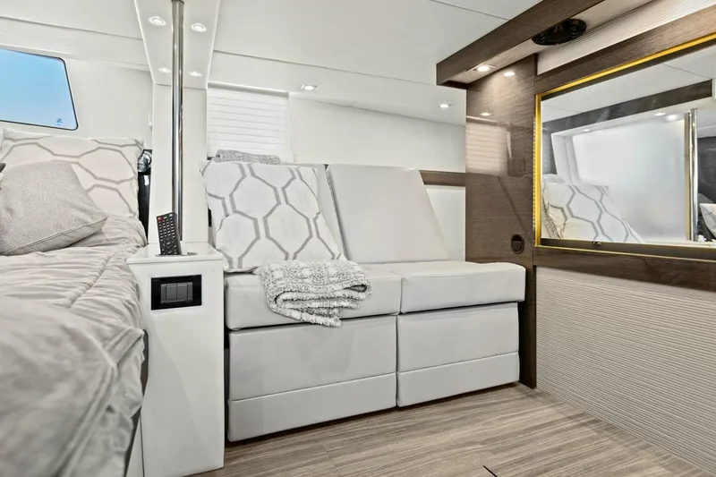 Slide: The Image of 2018 Cruisers Yachts 45 Cantius - Perfect Match - Master Stateroom - 4801658