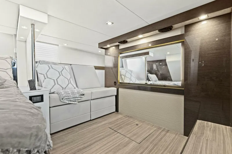 Slide: The Image of 2018 Cruisers Yachts 45 Cantius - Perfect Match - Master Stateroom - 4801659