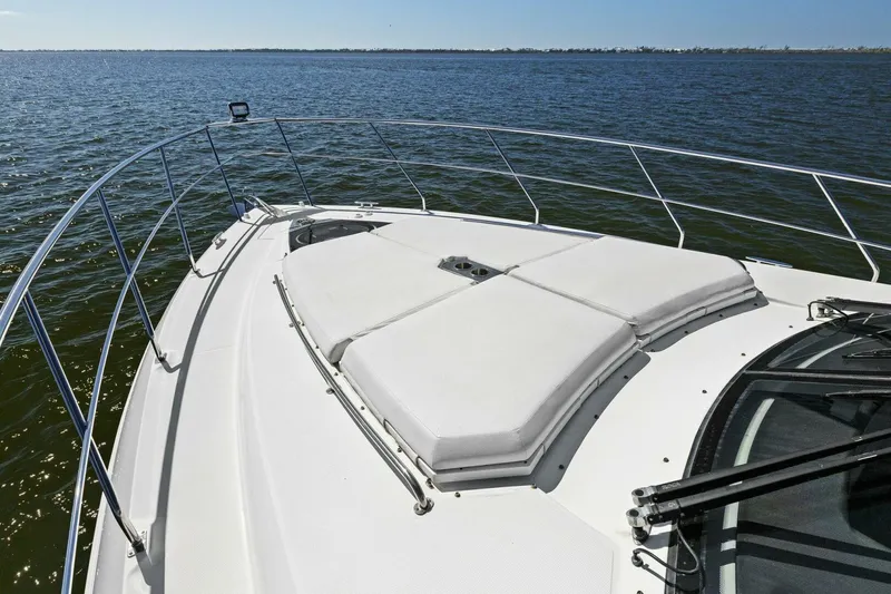 Slide: The Image of 2018 Cruisers Yachts 45 Cantius - Perfect Match - Bow - 4801679