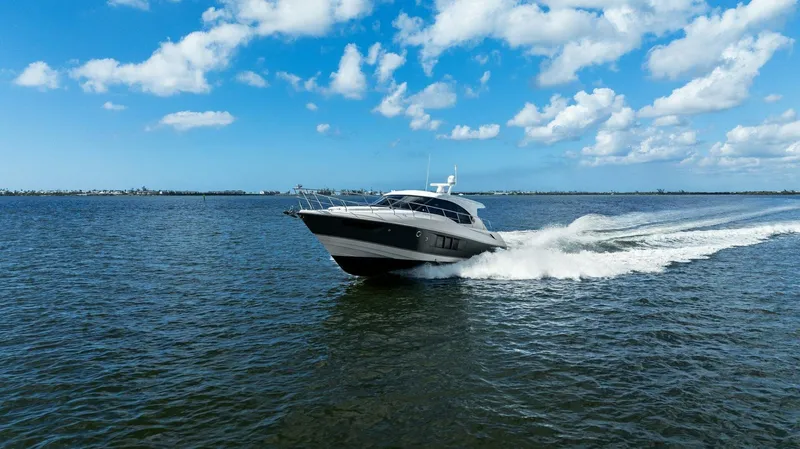 Slide: The Image of 2018 Cruisers Yachts 45 Cantius - Perfect Match - Profile - 4801684
