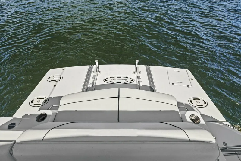 Slide: The Image of 2018 Cruisers Yachts 45 Cantius - Perfect Match - Swim Platform - 4801624