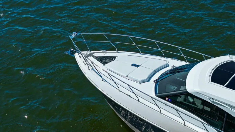 Slide: The Image of 2018 Cruisers Yachts 45 Cantius - Perfect Match - Profile - 4801689