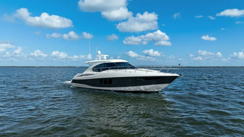 Slide: The Image of 2018 Cruisers Yachts 45 Cantius - Perfect Match - Profile - 4801691