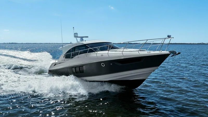 Slide: The Image of 2018 Cruisers Yachts 45 Cantius - Perfect Match - Profile - 4801696