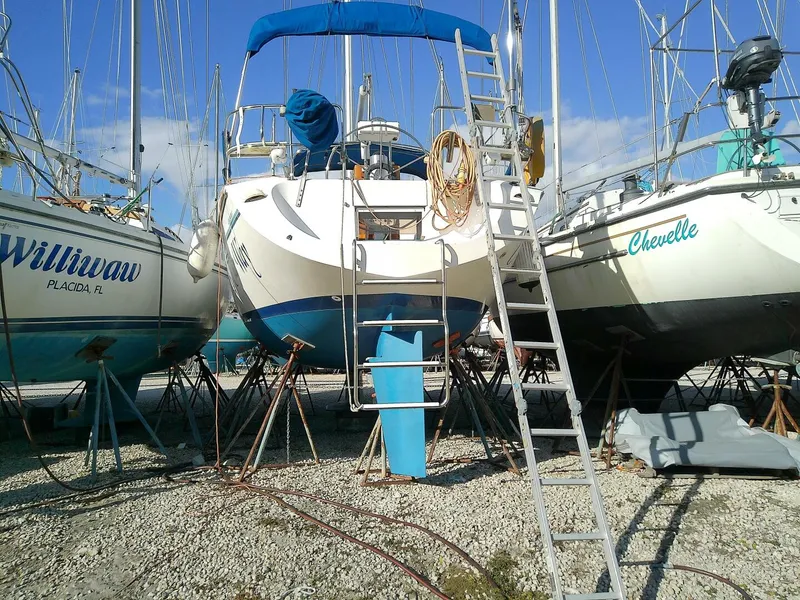 Slide: The Image of Catalina 36 MKII 1995 - 4877461