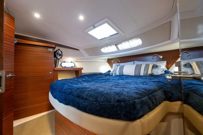 Slide: The Image of Nimbus 365 Coupe 2019 - 4859507
