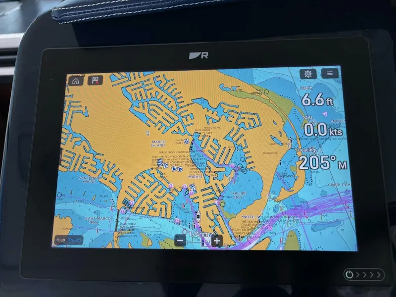 Slide: The Image of Tiara 3900 Sovran 2010 - 4805887