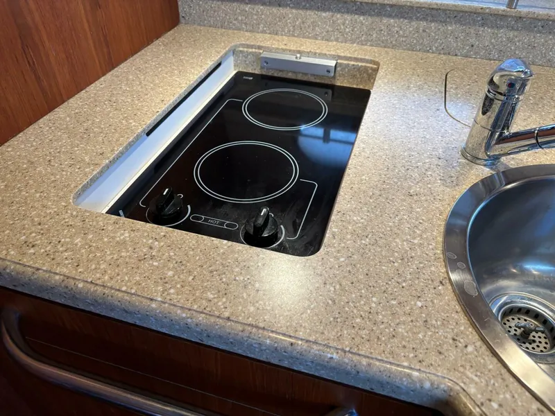 Slide: The Image of Tiara 3900 Sovran 2010 - 4805877