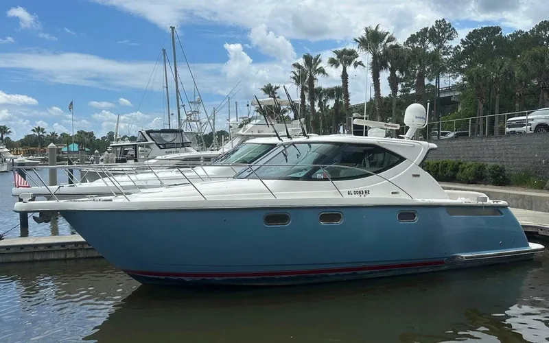 Slide: The Image of Tiara 3500 Sovran 2008 - 5321496