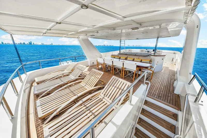 Slide: The Image of Palmer Johnson TRI-DECK FB 1996 - 4809144