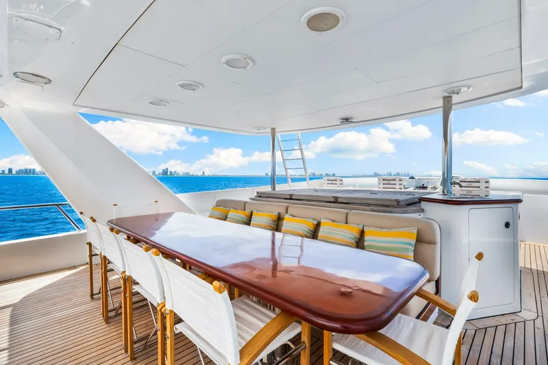 Slide: The Image of Palmer Johnson TRI-DECK FB 1996 - 4809145