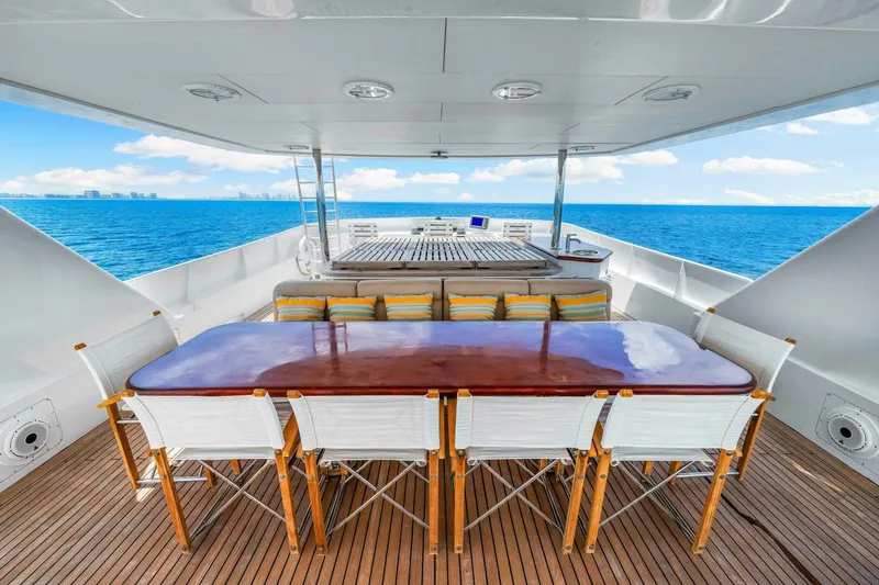 Slide: The Image of Palmer Johnson TRI-DECK FB 1996 - 4809147