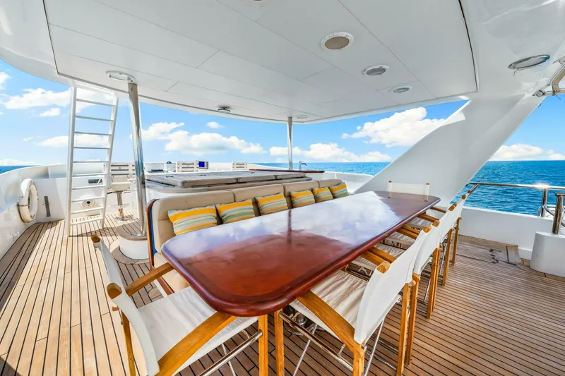 Slide: The Image of Palmer Johnson TRI-DECK FB 1996 - 4809148