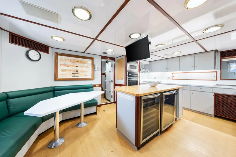 Slide: The Image of Palmer Johnson TRI-DECK FB 1996 - 4809163