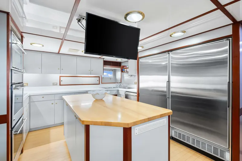 Slide: The Image of Palmer Johnson TRI-DECK FB 1996 - 4809164