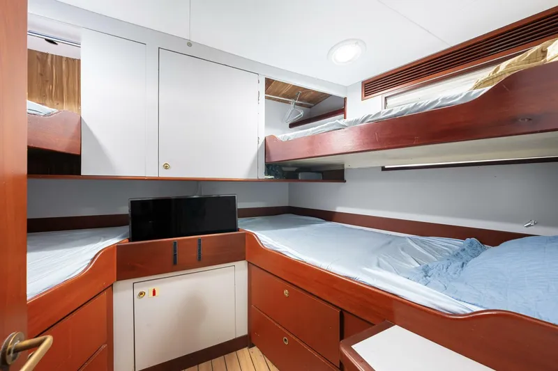 Slide: The Image of Palmer Johnson TRI-DECK FB 1996 - 4809172