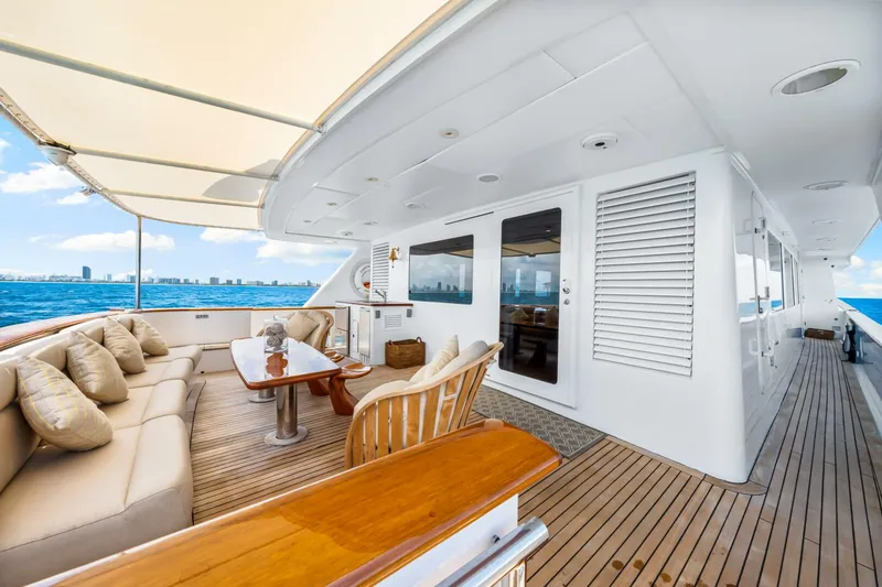 Slide: The Image of Palmer Johnson TRI-DECK FB 1996 - 4808855