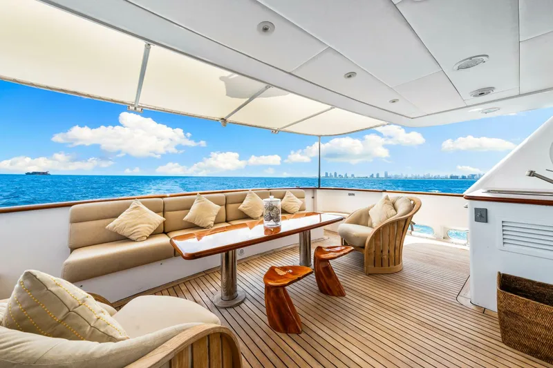 Slide: The Image of Palmer Johnson TRI-DECK FB 1996 - 4808856