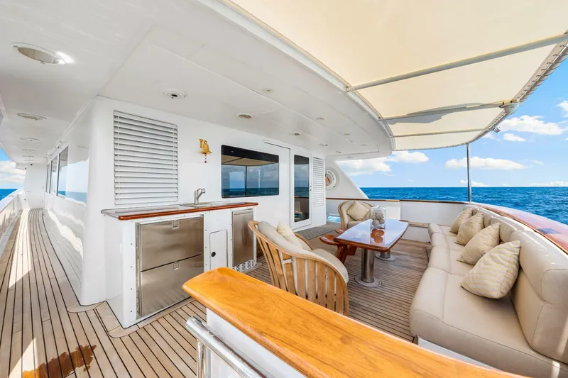 Slide: The Image of Palmer Johnson TRI-DECK FB 1996 - 4808859