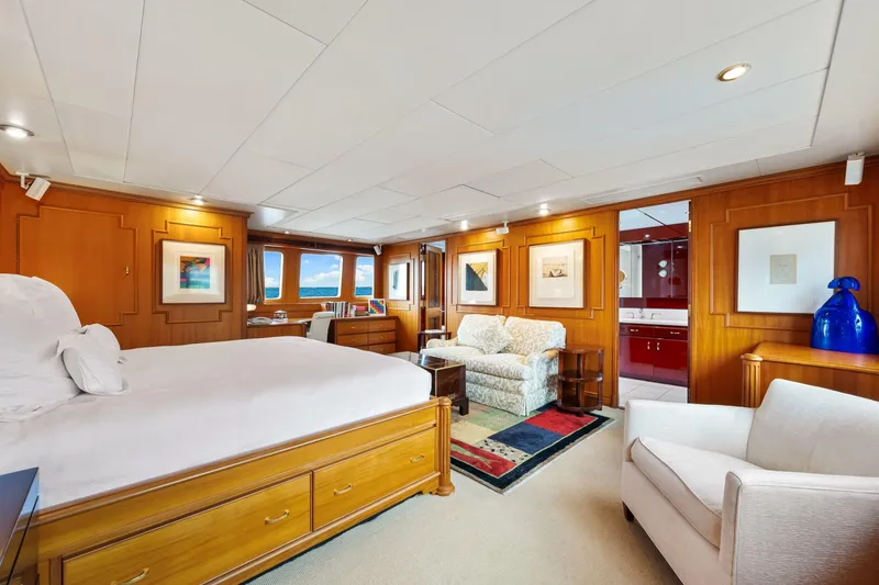 Slide: The Image of Palmer Johnson TRI-DECK FB 1996 - 4808886