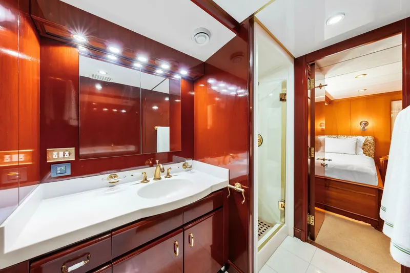 Slide: The Image of Palmer Johnson TRI-DECK FB 1996 - 4808902