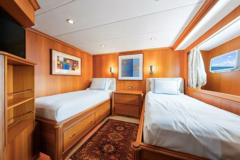 Slide: The Image of Palmer Johnson TRI-DECK FB 1996 - 4808903