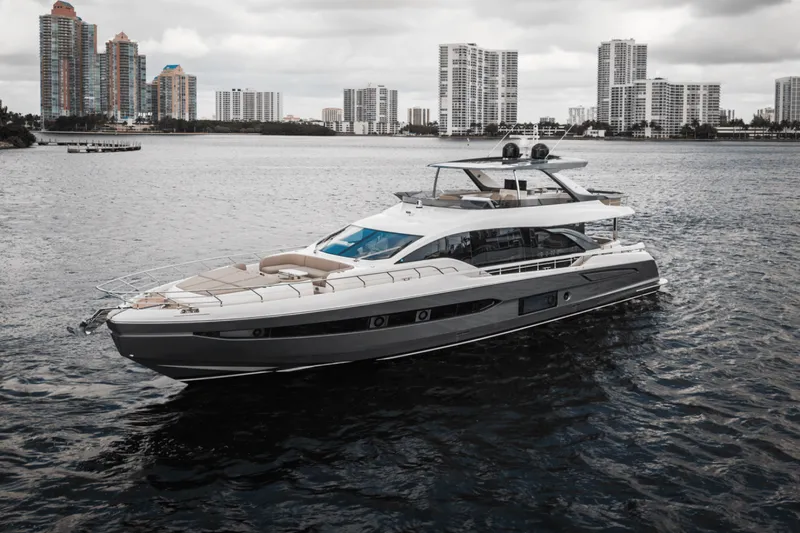 Slide: The Image of Azimut 78 FLY 2024 - 5420414