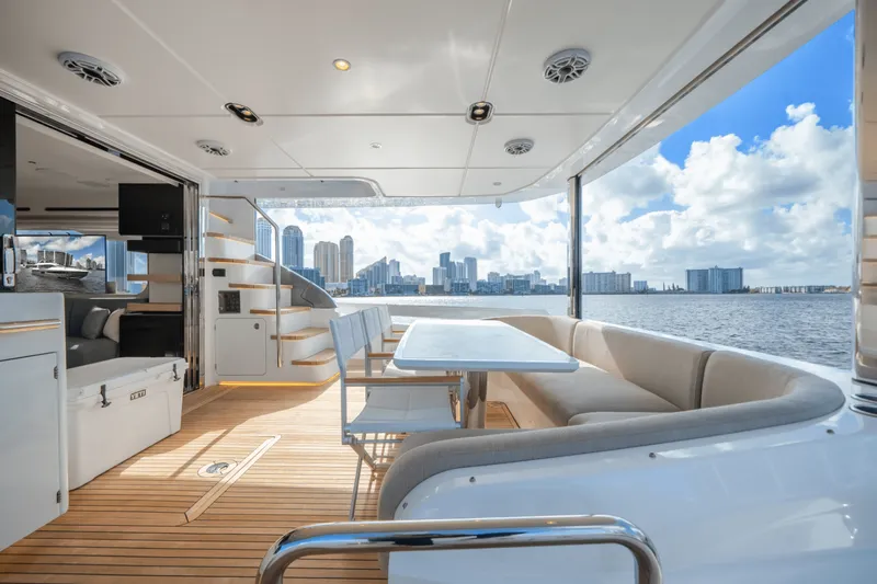 Slide: The Image of Azimut 78 FLY 2024 - 5420428