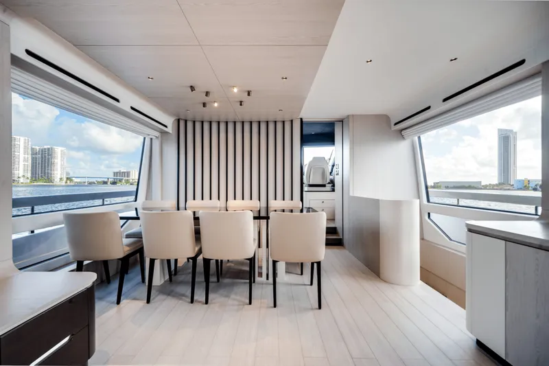 Slide: The Image of Azimut 78 FLY 2024 - 5420437