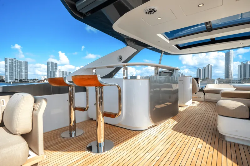 Slide: The Image of Azimut 78 FLY 2024 - 5420461