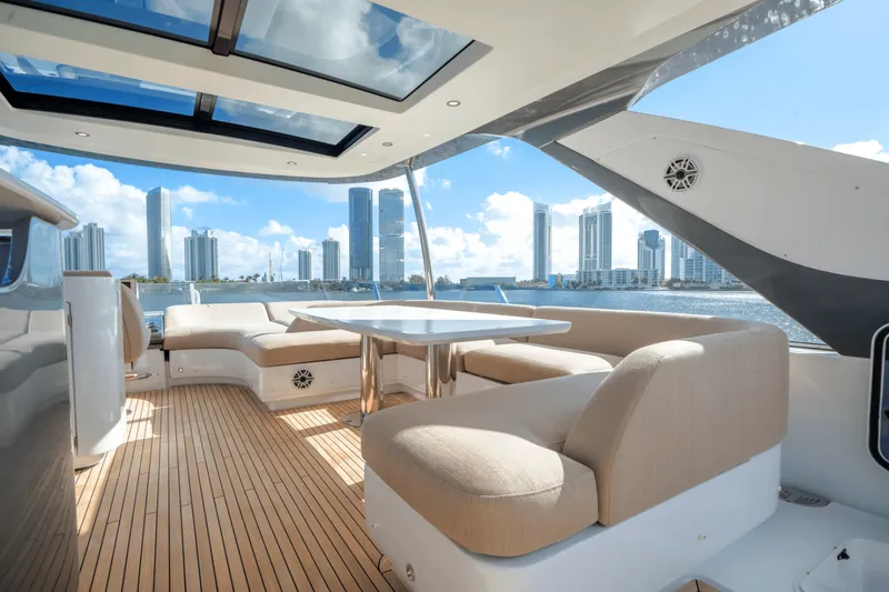 Slide: The Image of Azimut 78 FLY 2024 - 5420463