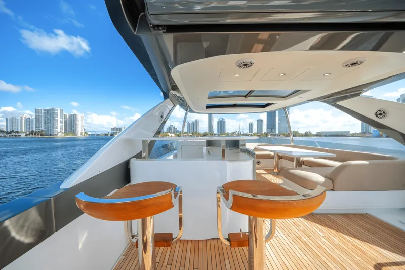 Slide: The Image of Azimut 78 FLY 2024 - 5420465