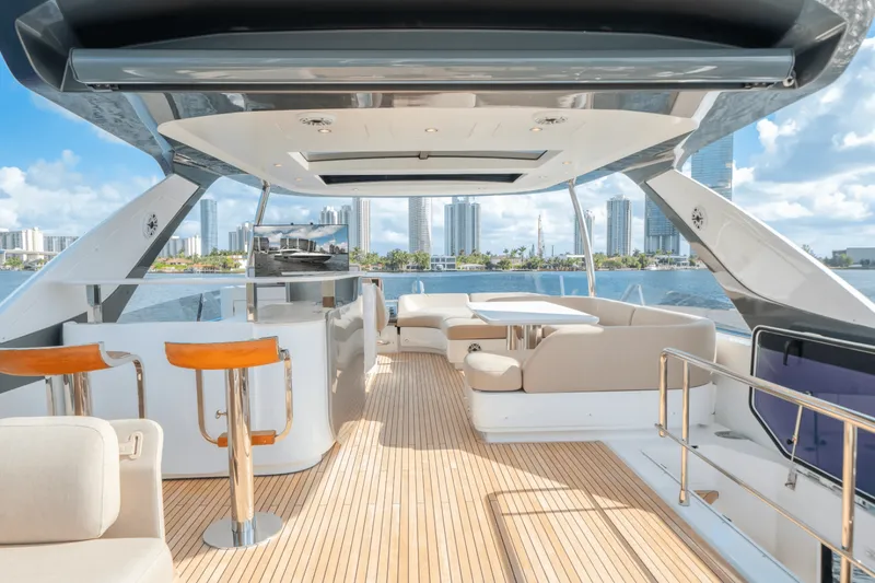 Slide: The Image of Azimut 78 FLY 2024 - 5420471