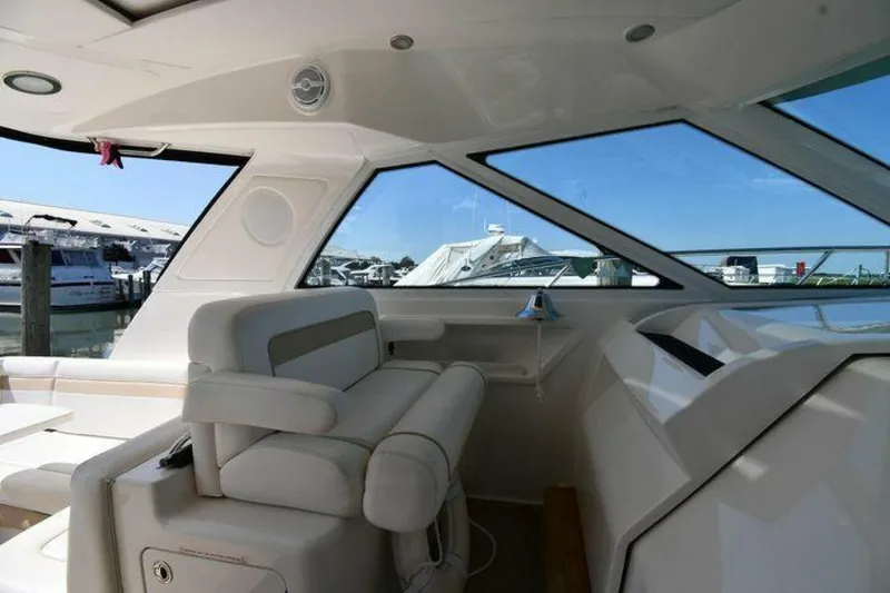 Slide: The Image of Sea Ray 450 Sundancer 2010 - 4960373