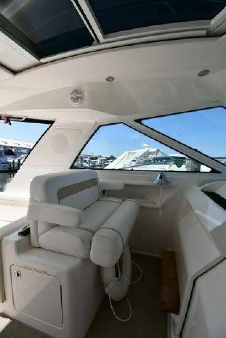 Slide: The Image of Sea Ray 450 Sundancer 2010 - 4960374