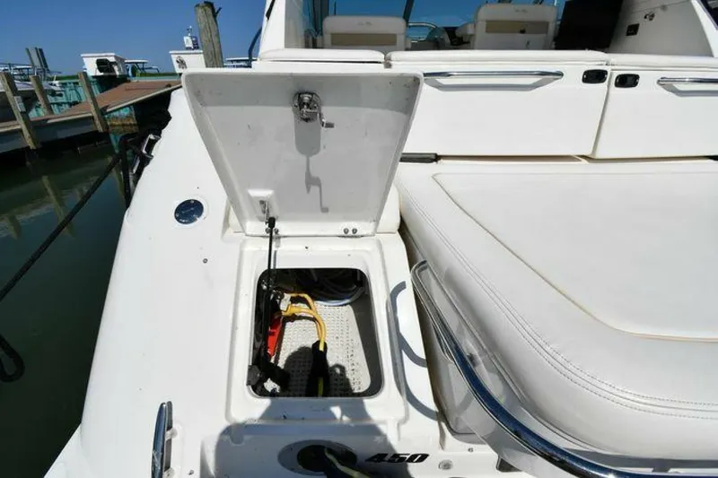 Slide: The Image of Sea Ray 450 Sundancer 2010 - 4960382