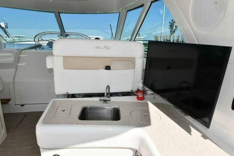 Slide: The Image of Sea Ray 450 Sundancer 2010 - 4960387