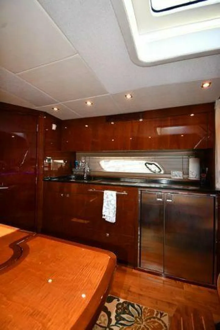 Slide: The Image of Sea Ray 450 Sundancer 2010 - 4960390