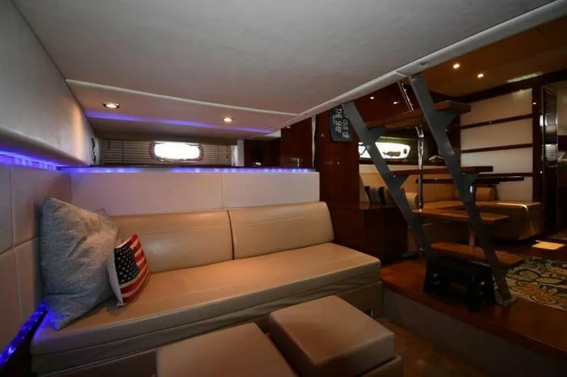 Slide: The Image of Sea Ray 450 Sundancer 2010 - 4960414