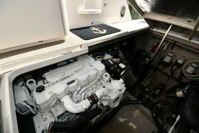 Slide: The Image of Sea Ray 450 Sundancer 2010 - 4960421