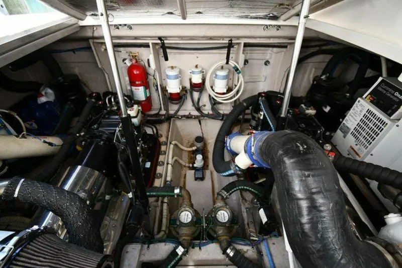 Slide: The Image of Sea Ray 450 Sundancer 2010 - 4960422