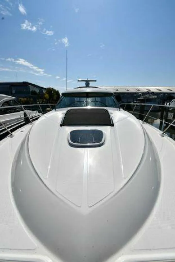 Slide: The Image of Sea Ray 450 Sundancer 2010 - 4960365