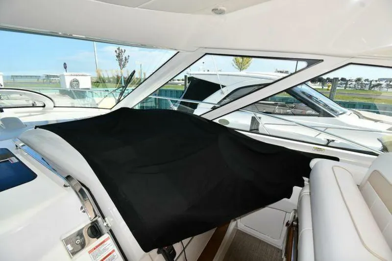 Slide: The Image of Sea Ray 450 Sundancer 2010 - 4960428