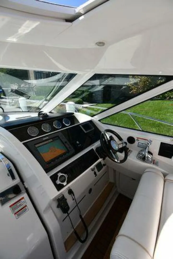 Slide: The Image of Sea Ray 450 Sundancer 2010 - 4960541